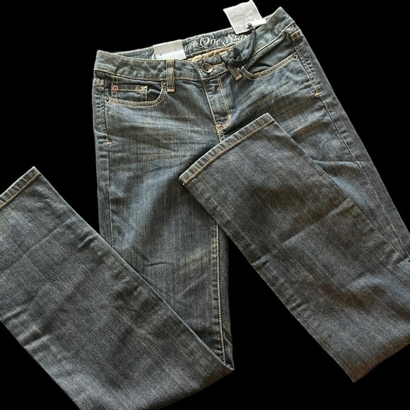 NWT Converse One Star Delancey Straight Leg Women's Jeans Size 26 - Picture 2 of 10